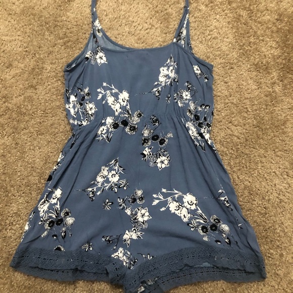 Blue floral romper - Picture 2 of 2